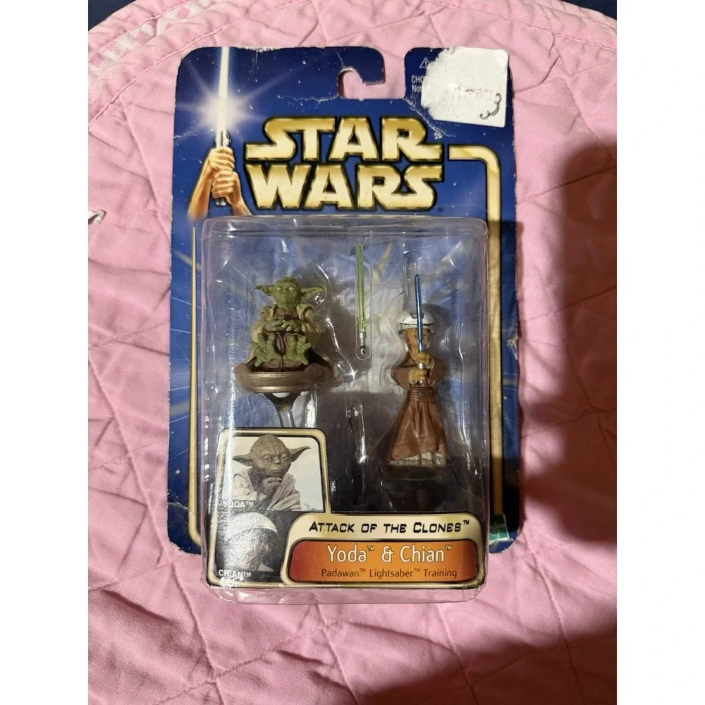 2002 MOC STAR WARS AOTC YODA & CHIAN ACTION FIGURES HASBRO
